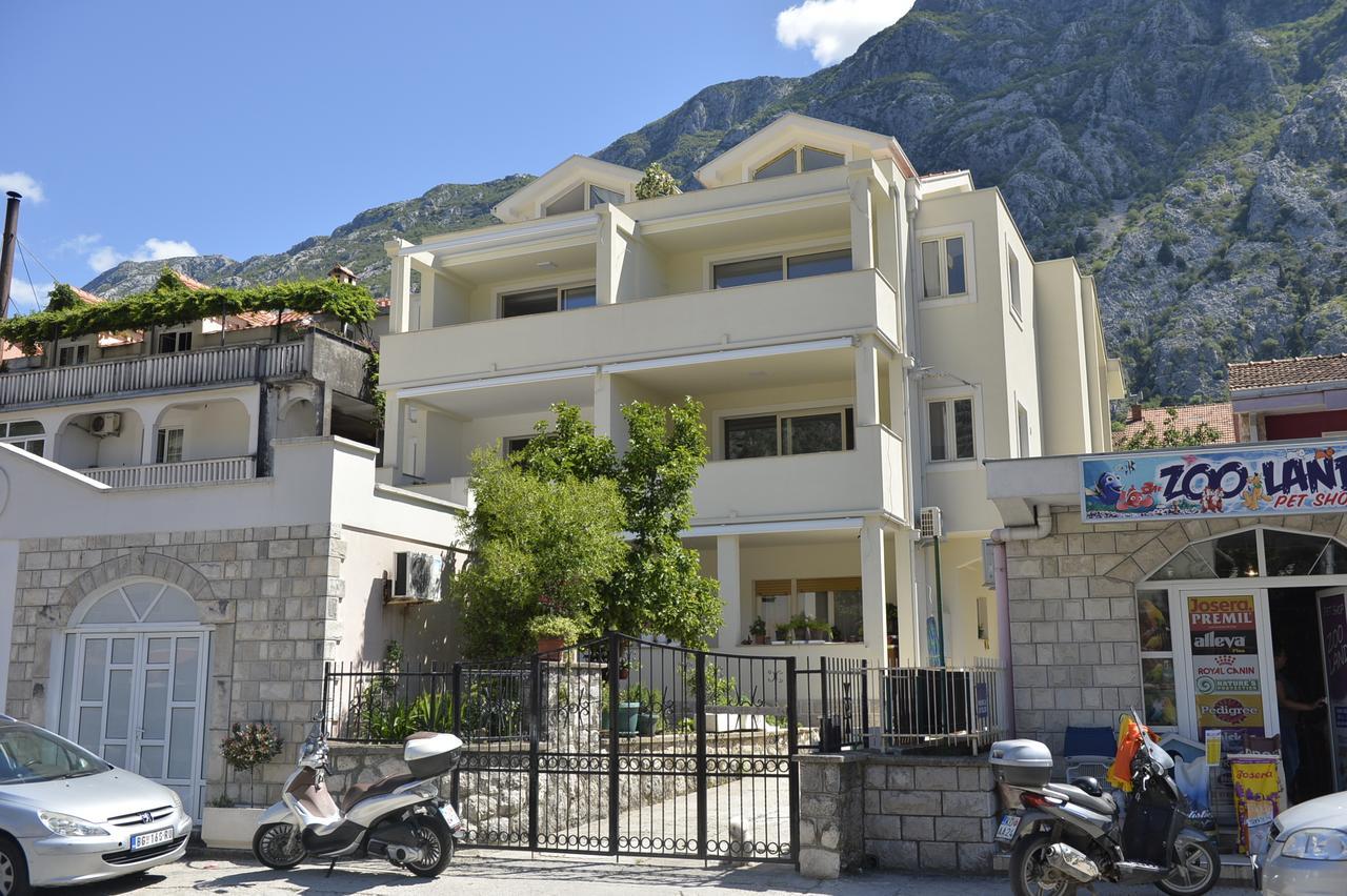 P&I Apartments Jadranska 74,Dobrota Kotor Eksteriør billede